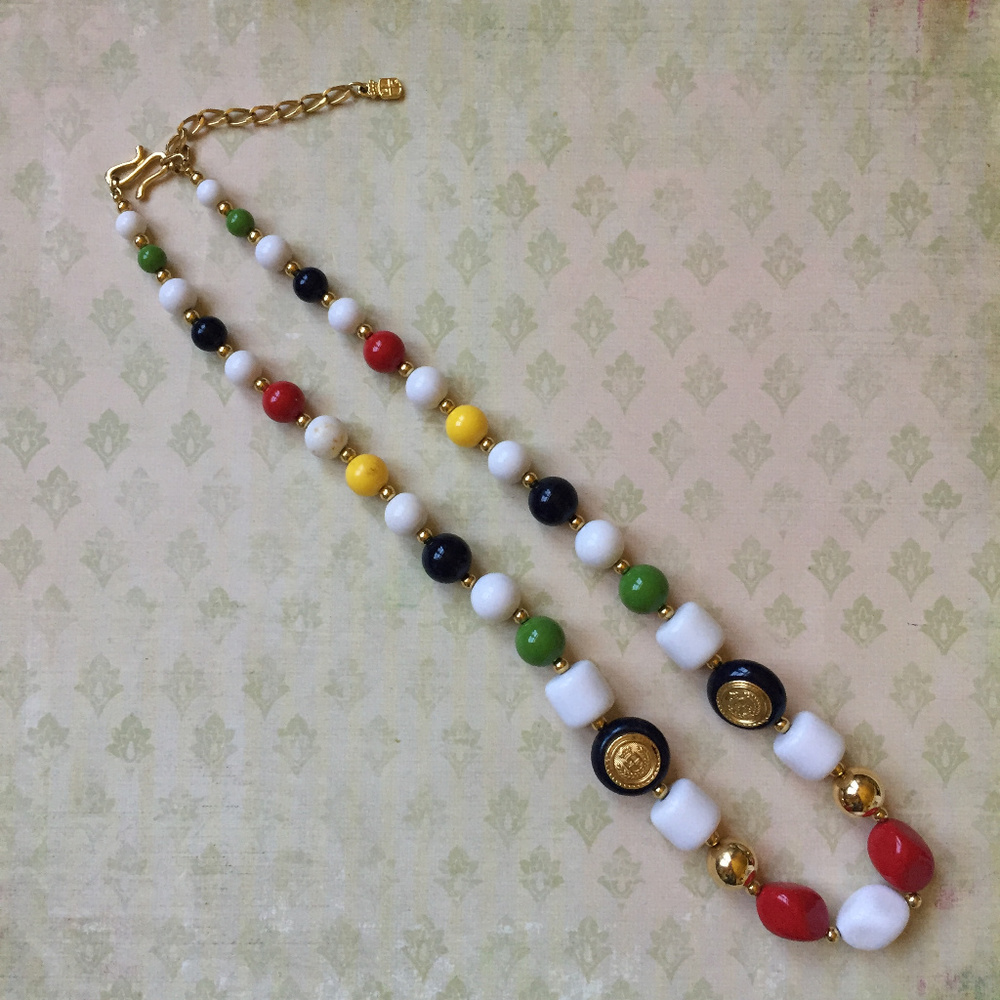 Fabulous Vintage Anne Klein Bead Necklace